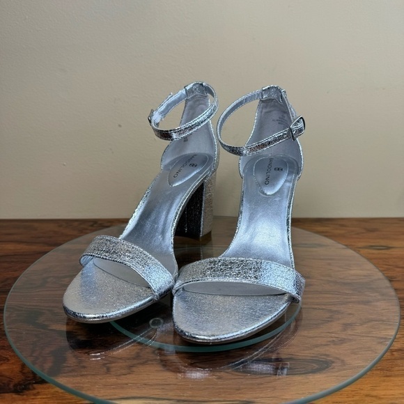 Bandolino Armory Sandal in silver - Picture 3 of 14